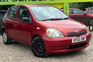 Toyota Yaris (99-05) 1.0 VVT-i Colour Collection 5d (02) For Sale - CarsUnder3000, Rayleigh