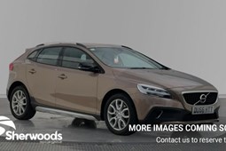Volvo V40 Cross Country (13-19) T3 (152bhp) Cross Country Pro 5d For Sale - Sherwoods Durham Peugeot, Durham
