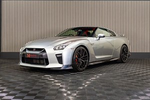 Nissan GT-R (09-22) Recaro 3.8 V6 570PS auto 2d For Sale - Magma Cars Limited, West Molesey