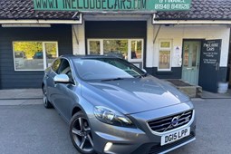 Volvo V40 Hatchback (12-19) T2 R DESIGN 5d For Sale - Pine Lodge Cars, Whitchurch