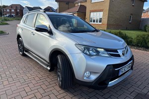 Toyota RAV4 (13-19) 2.2 D Invincible 5d For Sale - AV Car Sales Ltd, Canterbury