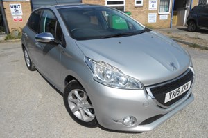 Peugeot 208 Hatchback (12-19) 1.2 VTi Style 5d For Sale - FMG, Doncaster