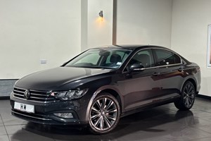 Volkswagen Passat Estate (15-24) SEL 2.0 TDI Evo SCR 150PS DSG auto 4d For Sale - Hartington Motors, Wigan