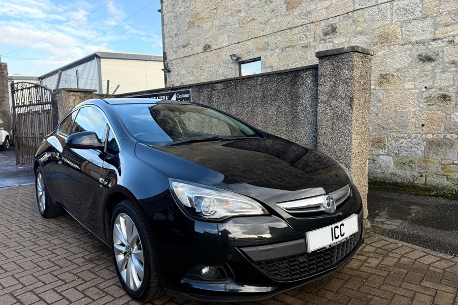 Vauxhall Astra GTC Coupe (11-18) 2.0 CDTi 16V SRi (07/14-) 3d For Sale - Irvine Car Centre, Irvine