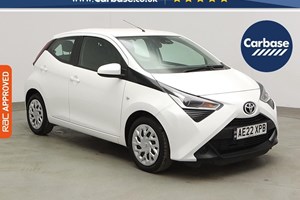 Toyota Aygo (14-22) X-Play (with Toyota Safety Sense) 1.0 VVT-i (05/2018 on) 5d For Sale - Carbase - Lympsham, Lympsham