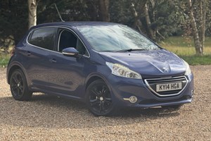 Peugeot 208 Hatchback (12-19) 1.4 HDi Allure 5d For Sale - Flash Carz, Slough