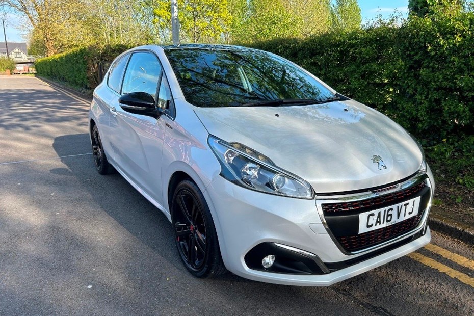 Peugeot 208 Hatchback (12-19) 1.6 BlueHDi (100bhp) GT Line (non Start Stop) 3d For Sale - Apollo cars LTD, Whitchurch