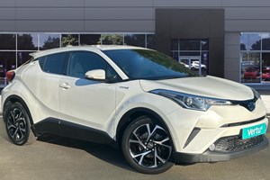 Toyota C-HR SUV (17-23) Design 1.8 VVT-i Hybrid auto 5d For Sale - Mercedes-Benz of Beaconsfield, Beaconsfield