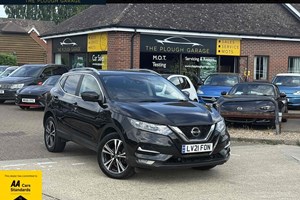 Nissan Qashqai (14-21) N-Connecta (Glass Roof Pack) 1.3 DIG-T 140 5d For Sale - The Plough Garage, Crondall
