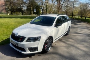 Skoda Octavia vRS (13-17) 2.0 TDI CR vRS Estate 5d DSG For Sale - Peak Motors Limited, High Peak