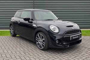 MINI Hatchback (14-24) Cooper S Exclusive Steptronic Sport with double clutch auto 3d For Sale - Stratstone Select Bracknell, Bracknell