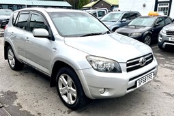 Toyota RAV4 (06-12) 2.2 D-4D SR180 5d For Sale - HMZ MOTORS LTD, Stockport