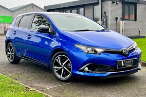 Toyota Auris (12-19) 1.8 Hybrid Design TSS (Nav) 5d CVT For Sale - Venn's Motor Company, Taunton