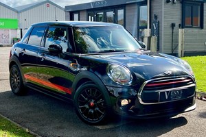 MINI Hatchback (14-24) 1.5 One D Hatchback 5d For Sale - Venn's Motor Company, Taunton