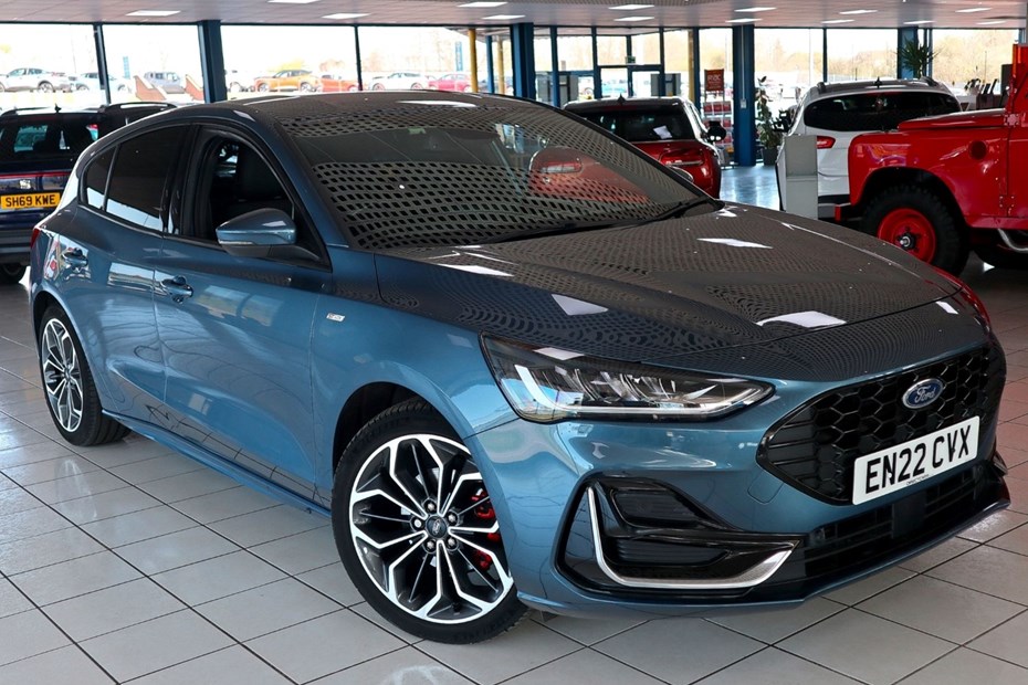 Ford Focus Hatchback (18 on) 1.0 EcoBoost Hybrid mHEV 155 ST-Line Vignale 5dr For Sale - Direct Cars Limited, Sheffield