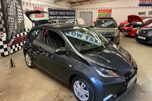 Toyota Aygo (14-22) 1.0 VVT-i X-Pression 3d For Sale - Valley Road Motor Sales, Liversedge