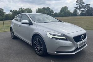Volvo V40 Hatchback (12-19) T2 (122bhp) Momentum 5d For Sale - Avenue Cars of Gloucester Ltd, Gloucester