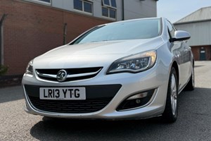 Vauxhall Astra Hatchback (09-15) 1.7 CDTi 16V ecoFLEX SRi (06/12-) 5d For Sale - R-M Motors, Burton Upon Trent