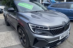 Renault Austral SUV (23 on) 1.2 E-Tech FHEV Iconic Esprit Alpine 5dr Auto 4C For Sale - Automoto UK Ltd, Banbridge