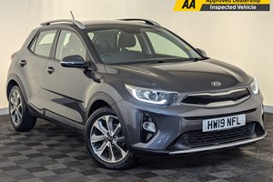 Kia Stonic SUV (17 on) 2 1.4 MPi 98bhp ISG 5d For Sale - V12 Sports and Classics Hinckley, Hinckley