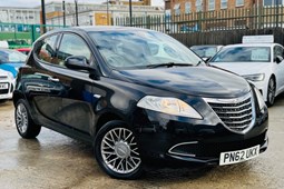 Chrysler Ypsilon (11-15) 1.2 SE 5d For Sale - SKY MOTORS LONDON LIMITED, Middlesex