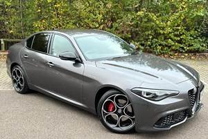 Alfa Romeo Giulia (16 on) 2.0 Turbo Sprint 4dr Auto For Sale - Motorvogue Alfa Romeo Bedford, Bedford