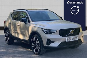 Volvo XC40 SUV (17 on) 2.0 B4P Ultra Dark 5dr Auto For Sale - Waylands Volvo Newbury, Newbury