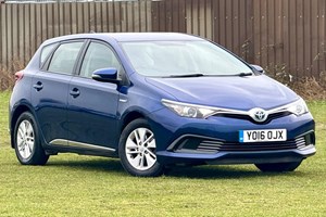 Toyota Auris (12-19) 1.8 Hybrid Active 5d CVT For Sale - Car Sea Ltd, Dagenham