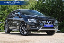 Volvo V60 Cross Country (15-18) D4 (190bhp) Cross Country Lux Nav AWD 5d Geartronic For Sale - Yorkshire Vehicle Solutions Ltd, York