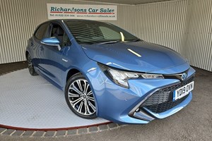 Toyota Corolla Hatchback (19 on) Design Hybrid 2.0 VVT-i auto 5d For Sale - Richardsons Car Sales, LINCOLN