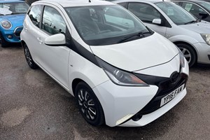 Toyota Aygo (14-22) 1.0 VVT-i X-Play 5d For Sale - Masons Car Sales, Hornchurch