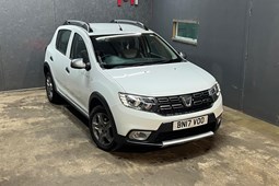 Dacia Sandero Stepway (13-21) Laureate TCe 90 (12/16 on) 5d For Sale - MOTOR TOWN, Halifax
