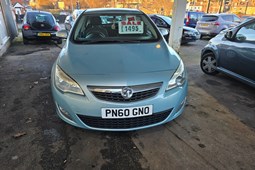 Vauxhall Astra Hatchback (09-15) 1.4i 16V Exclusiv 5d For Sale - Effingham Road Motor Company Limited, Greasborough