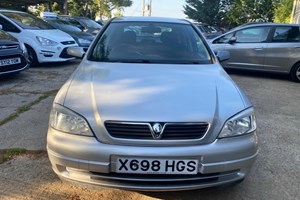 Vauxhall Astra Hatchback (98-05) 1.6i Club 5d Auto For Sale - Oxford Wheels LTD, Witney
