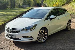 Vauxhall Astra Hatchback (15-21) 1.4T 16V Elite Nav 5d For Sale - Wrexham Motors Group, Wrexham, Cefn-y-Bedd