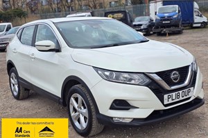 Nissan Qashqai (14-21) Acenta 1.2 DIG-T 115 (07/17 on) 5d For Sale - NT Traders Limited, Romford