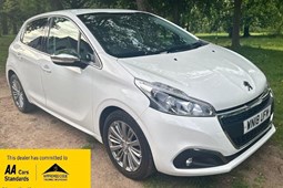 Peugeot 208 Hatchback (12-19) 1.2 PureTech (110bhp) Allure 5d EAT6 For Sale - NT Traders Limited, Romford