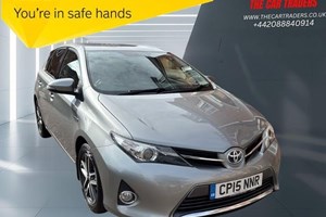 Toyota Auris (12-19) 1.8 VVTi Hybrid Icon+ 5d CVT Auto For Sale - The Car Traders, Romford