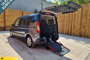 Ford Grand Tourneo Connect (13-22) Zetec 1.5 100PS Ford EcoBlue auto 5d For Sale - FLEET UK.COM. LTD T/A Wavmob, Waterlooville