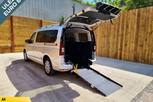 Ford Tourneo Connect MPV (22 on) 2.0 EcoBlue Titanium 5dr [7 seat] For Sale - FLEET UK.COM. LTD T/A Wavmob, Waterlooville