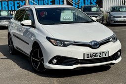 Toyota Auris (12-19) 1.8 Hybrid Design TSS 5d CVT For Sale - Surrey House Of Cars Ltd, Chertsey