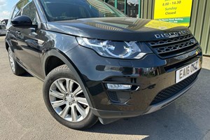 Land Rover Discovery Sport (15 on) 2.0 TD4 (180bhp) SE Tech 5d Auto For Sale - Sterling Motor Group Ltd, Barking