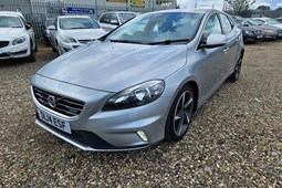 Volvo V40 Hatchback (12-19) D2 R Design Nav 5d For Sale - Globe Cars, fengate