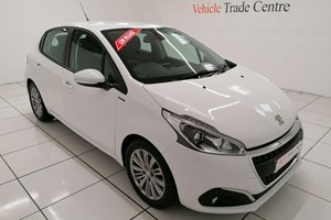 Peugeot 208 Hatchback (12-19) Signature 1.2 PureTech 82 S&S 5d For Sale - Vehicle Trade Centre Kilmarnock, Kilmarnock