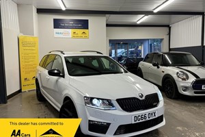 Skoda Octavia vRS (13-17) 2.0 TDI CR vRS Estate 5d DSG For Sale - The Drivers Gallery Ltd, Bromsgrove