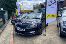 Skoda Octavia Estate (13-20) 1.6 TDI CR Black Edition 5d For Sale - Country Automotive, Hemel Hempstead