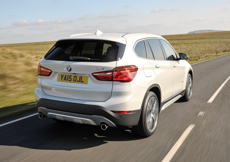 BMW X1 (2021) MPG, Running Costs, Economy & CO2 | Parkers