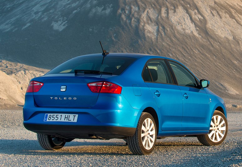 SEAT Toledo Review (2021) Parkers
