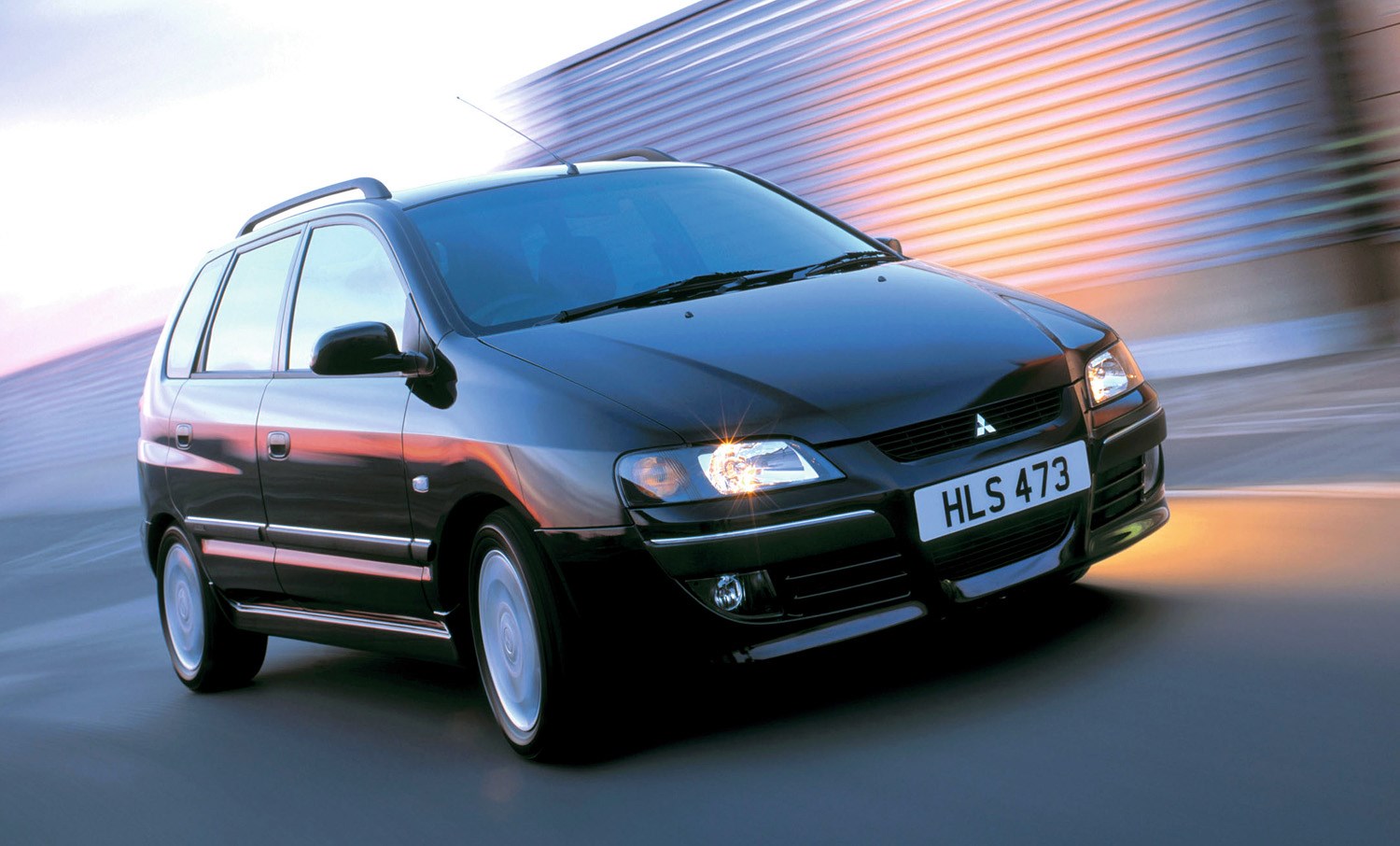 Mitsubishi Space Star Hatchback Review (1999 2005) Parkers