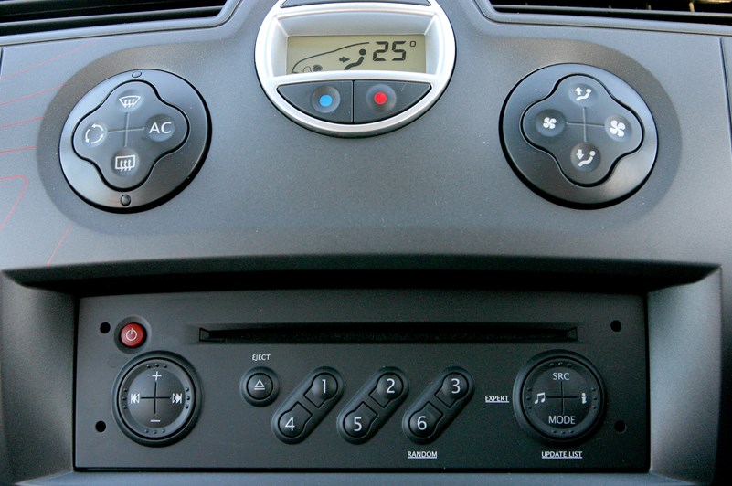 Used Renault Scenic Estate (2003 - 2009) Review | Parkers